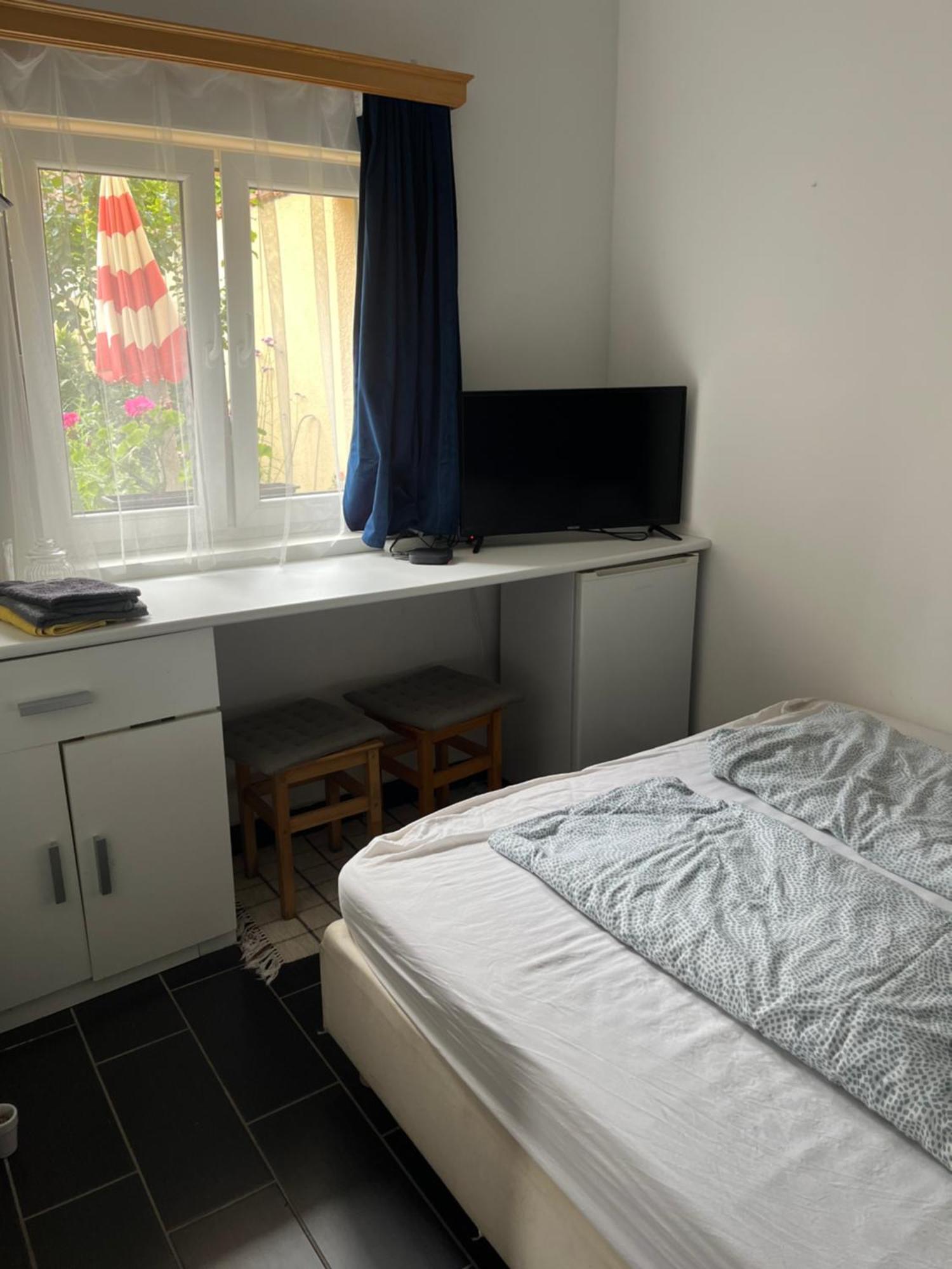 Kerti Franciaagyas Apartman Vác Eksteriør bilde